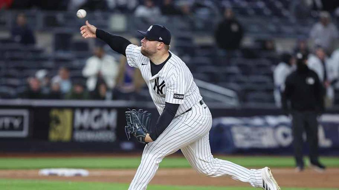  New York Yankees relief pitcher David Bednar (53) pitches in the ninth inning against the Athletics at Yankee Stadium. | Wendell Cruz-Imagn Images 