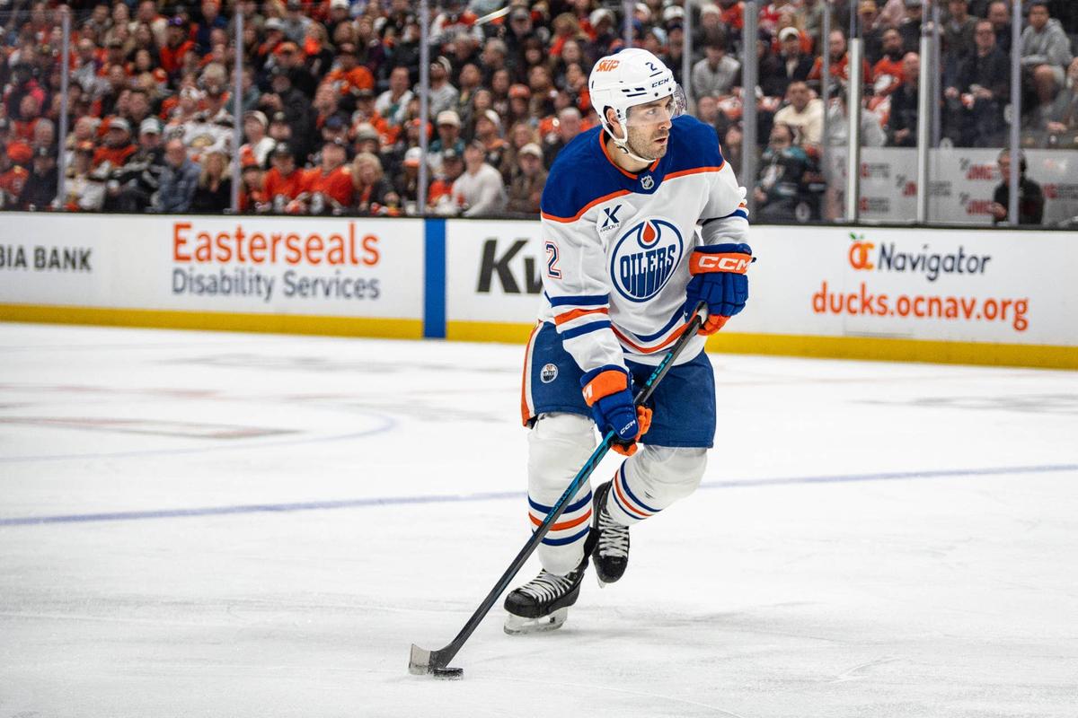  Edmonton Oilers defenseman Evan Bouchard (2) skates with the puck. Corinne Votaw-Imagn Images