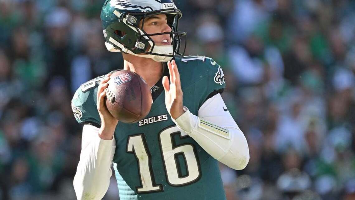 Eagles look to snap skid, remain competitive in NFC East vs. Cowboys