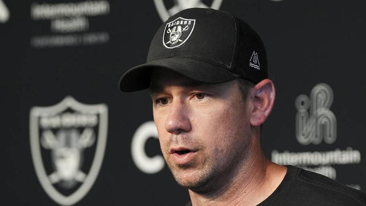  May 20, 2026; Henderson, NV, USA; Las Vegas Raiders head coach Klint Kubiak speaks during a news conference during organized team activities at Intermountain Health Performance Center. Mandatory Credit: Candice Ward-Imagn Images | Candice Ward-Imagn Images 