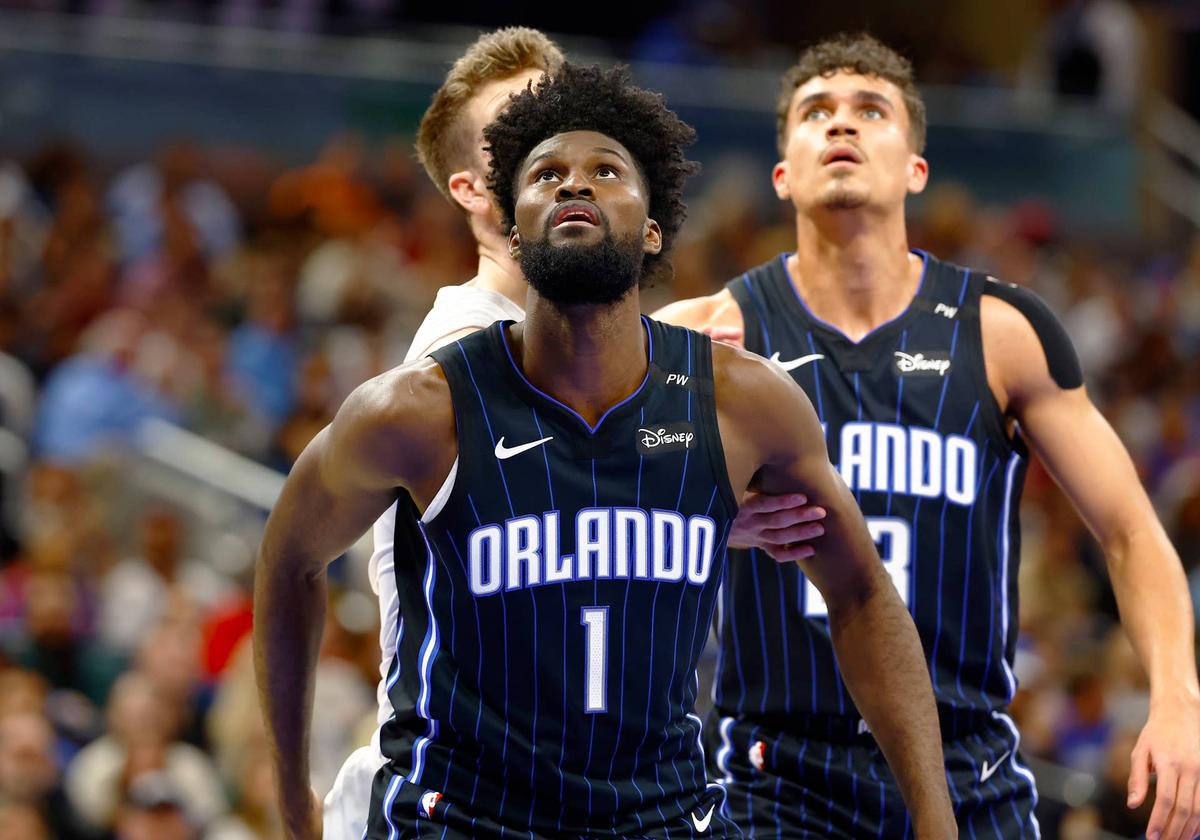  Jonathan Isaac represents one of fantasy basketball's highest variance bets. Russell Lansford-Imagn Images