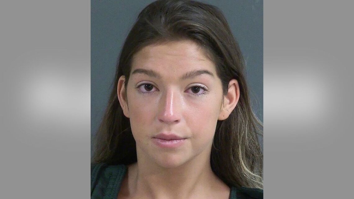Woman Repeatedly Asked to Call Dad After She Killed Bride in DUI Crash 