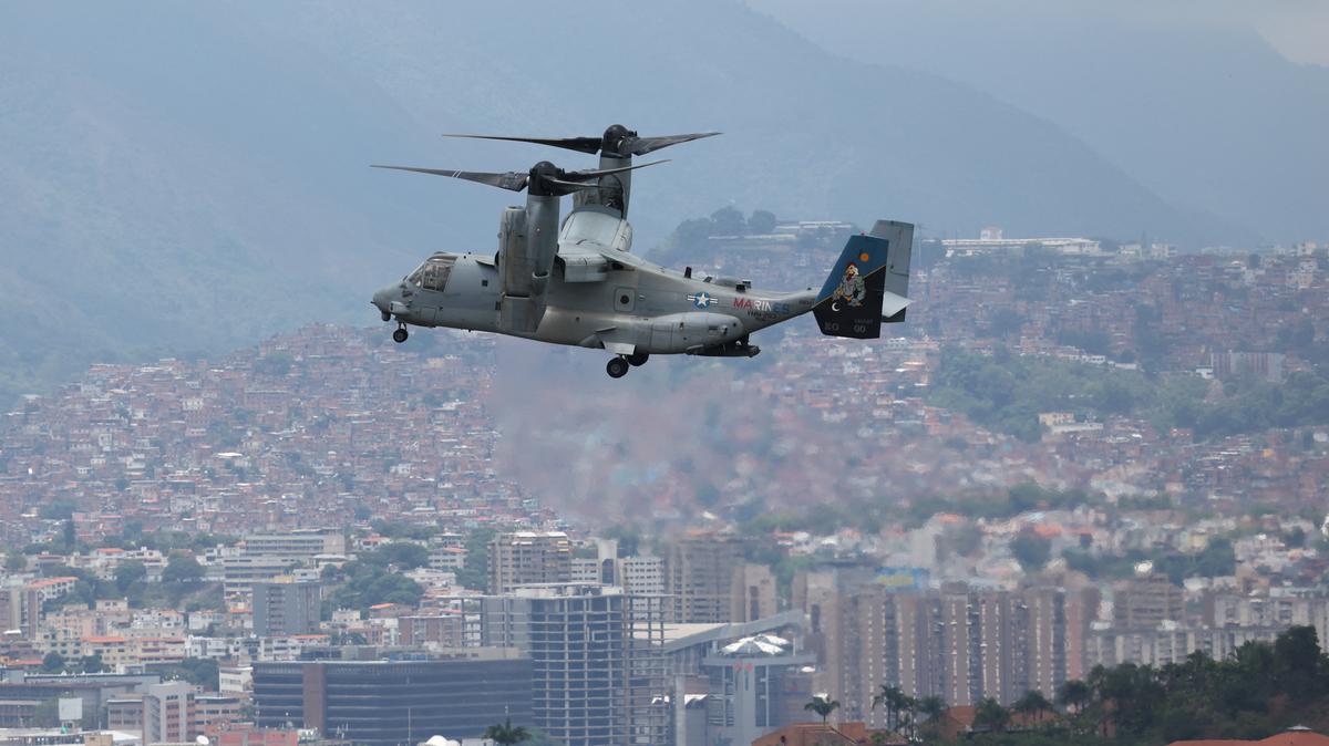 A U.S. Marine Corps MV-22B Osprey aircraft approaches the U.S. embassy during a military exercise, in Caracas, Venezuela, May 23, 2026. REUTERS/Leonardo Fernandez Viloria