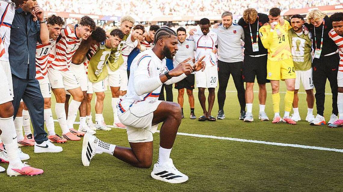 USMNT World Cup Defender Finalizing Deal to Return to Hometown Club-Report