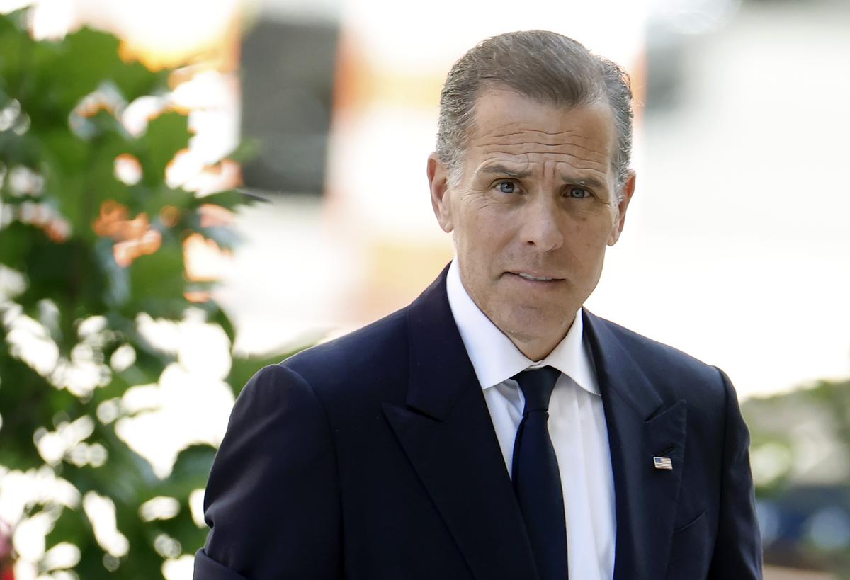 Hunter Biden arrives for his trial at the J. Caleb Boggs Federal Building on June 7, 2024, in Wilmington, Delaware. 