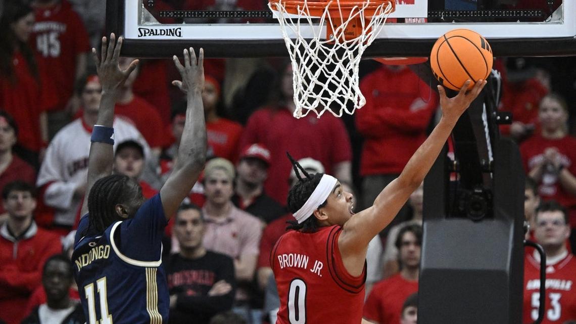 No. 21 Louisville back on track, extends Georgia Tech's skid