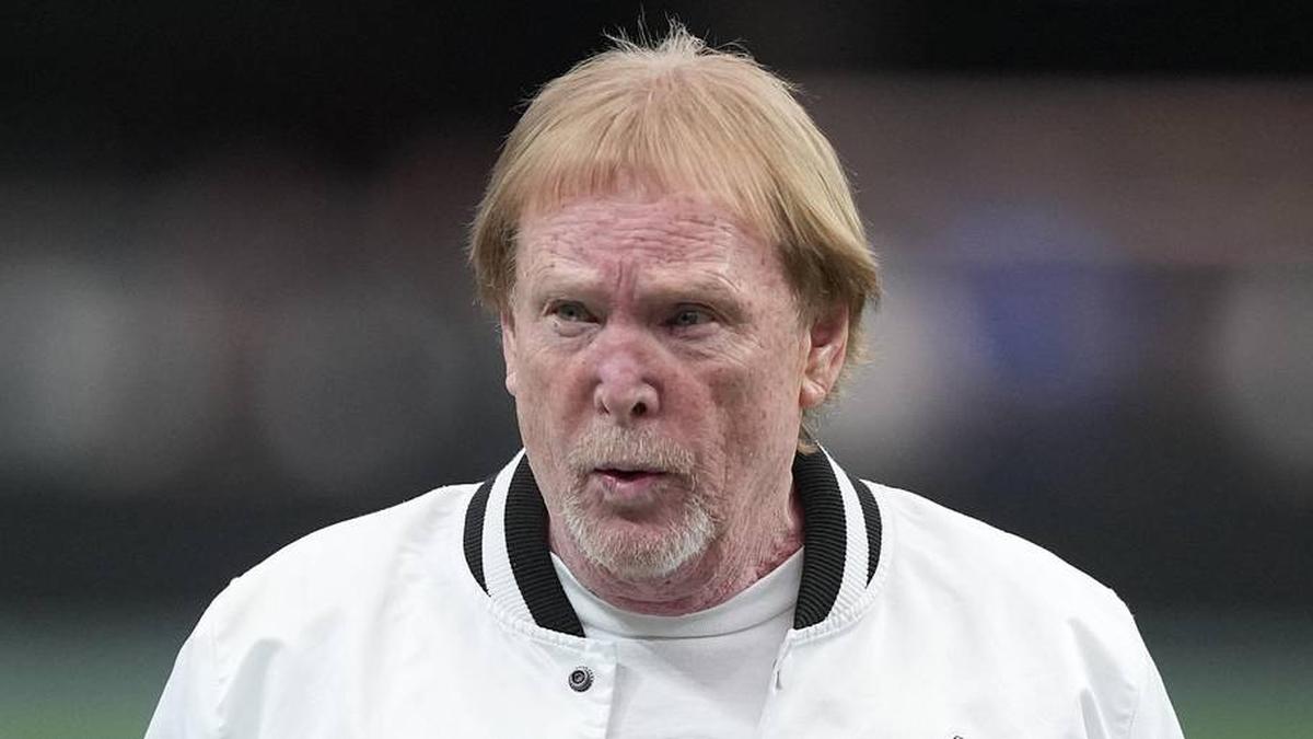  Dec 28, 2025; Paradise, Nevada, USA; Las Vegas Raiders owner Mark Davis on the field prior to a game against the New York Giants at Allegiant Stadium. Mandatory Credit: Kirby Lee-Imagn Images | Kirby Lee-Imagn Images 