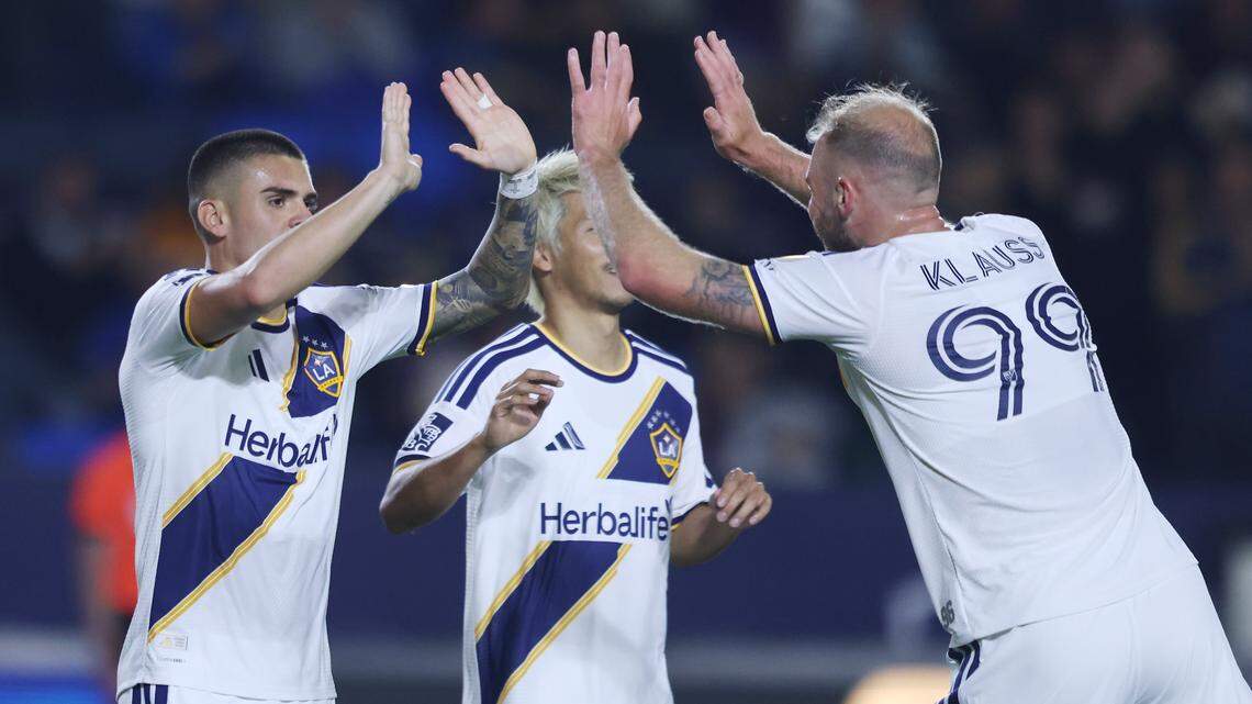 LA Galaxy blitz Charlotte with 3 goals in first 13 minutes