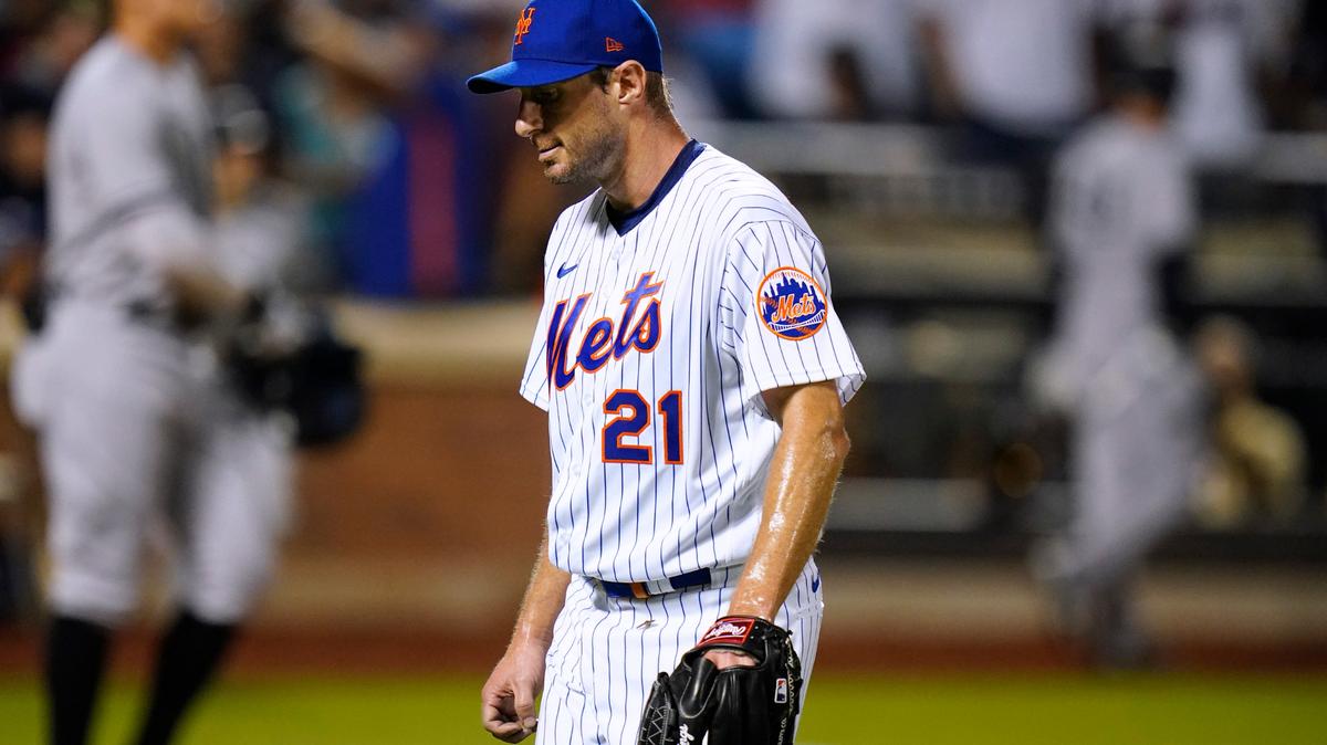 New York Mets starting pitcher Max Scherzer (21) walks toward the dugout after striking out New York Yankees’ Aaron Judge during the seventh inning of a baseball game Wednesday, July 27, 2022, in New York. (AP Photo/Frank Franklin II)