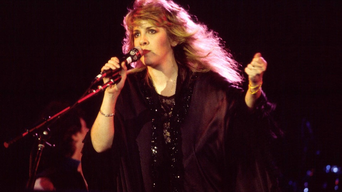 Stevie Nicks' 1982 Hit Had a Riff That Sounded Strangely Familiar - And Even Her Guitarist Was Surprised 