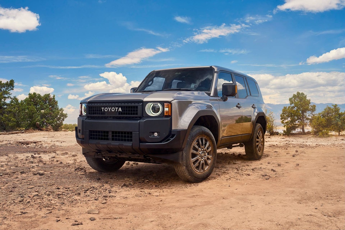  2027 Toyota Land Cruiser Toyota