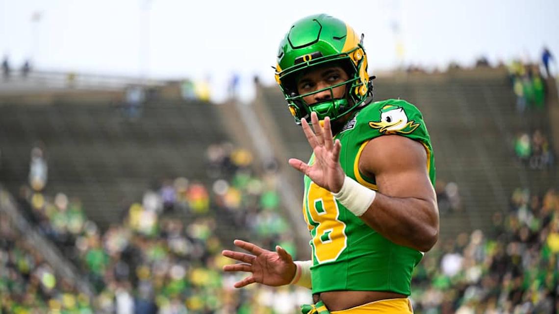  Kenyon Sadiq could very well become the Chiefs' Travis Kelce replacement. | Troy Wayrynen-Imagn Images 