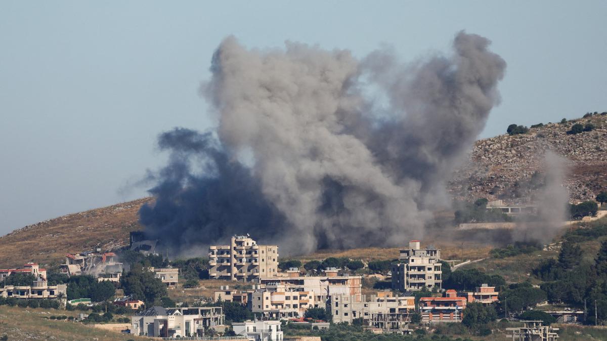 Smoke rises in Lebanon following an Israeli strike, as seen from Marjayoun, southern Lebanon, June 3, 2026. REUTERS/Stringer