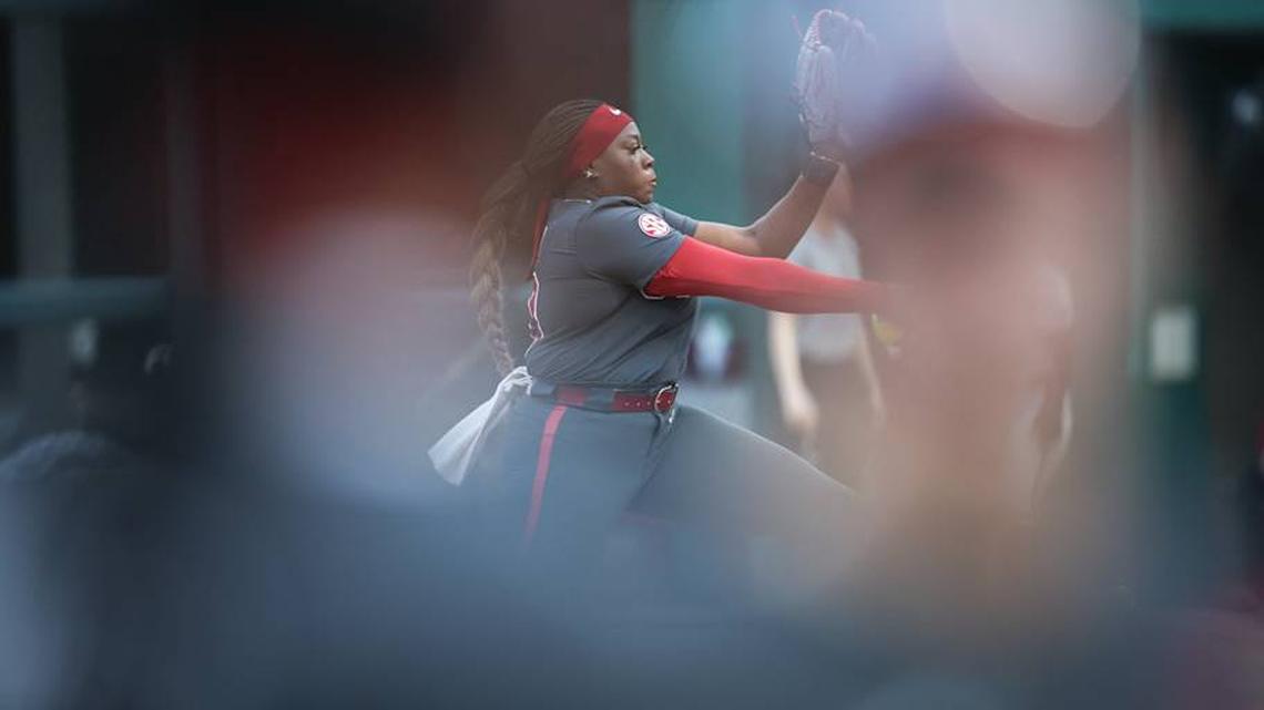 Two Alabama Softball Pitchers Receive SEC Recognition: Roll Call