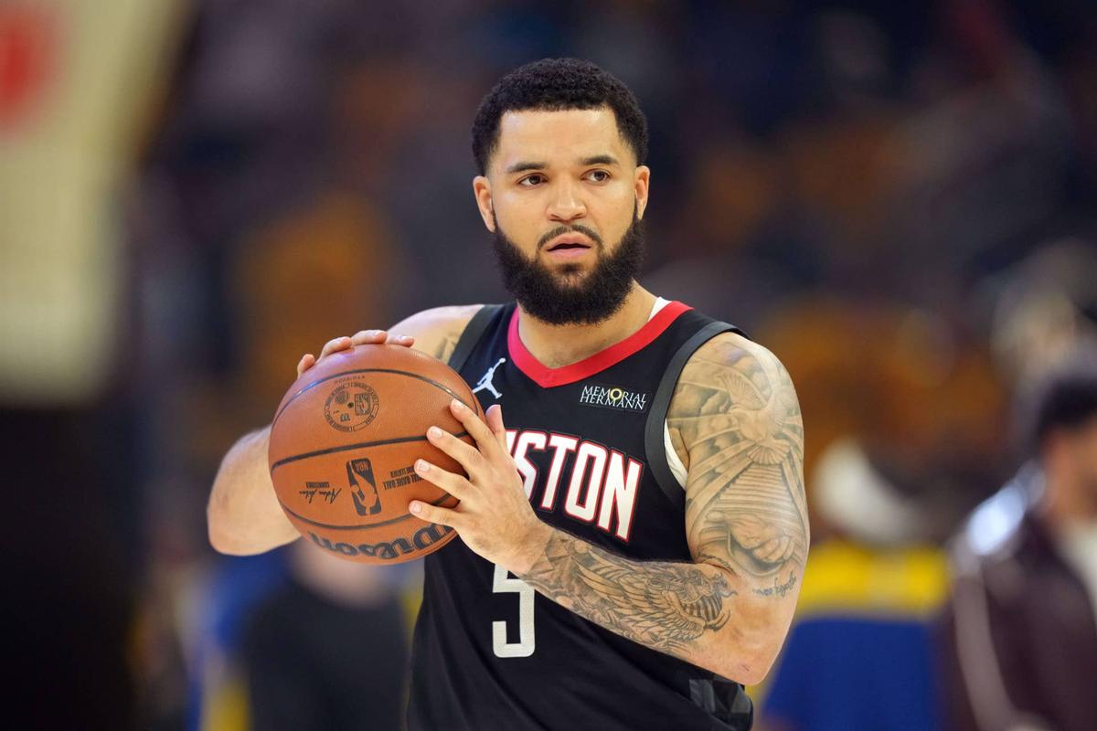  Houston Rockets guard Fred VanVleet (5). © Darren Yamashita-Imagn Images 