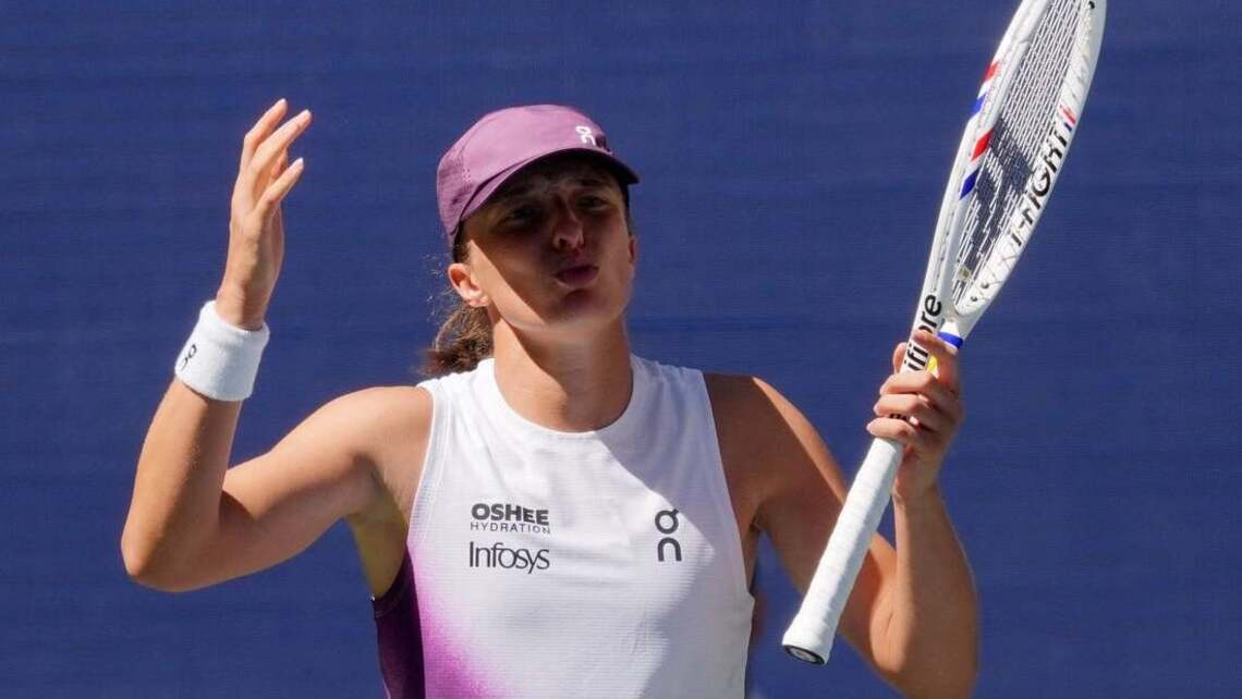 WTA star Swiatek shuts down her season to ‘rest and recover’