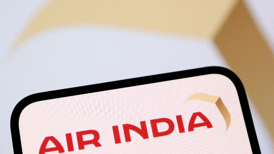 Air India A320 issued stall warning when seatbelt signs off, injuring 24, investigators say 