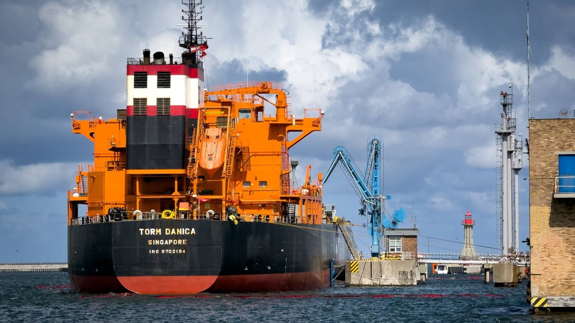 Goldman Sachs sends blunt message on oil price, economy