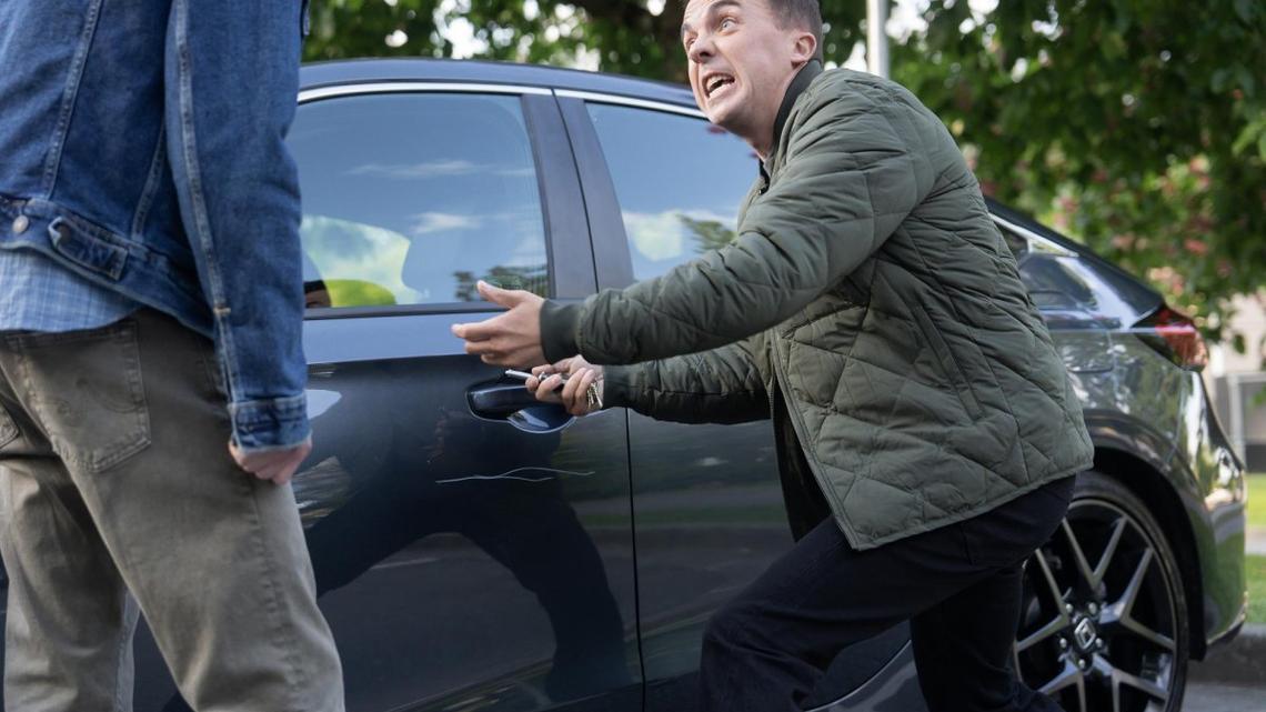 TV review: 'Malcolm in the Middle' revival amplifies chaotic comedy 