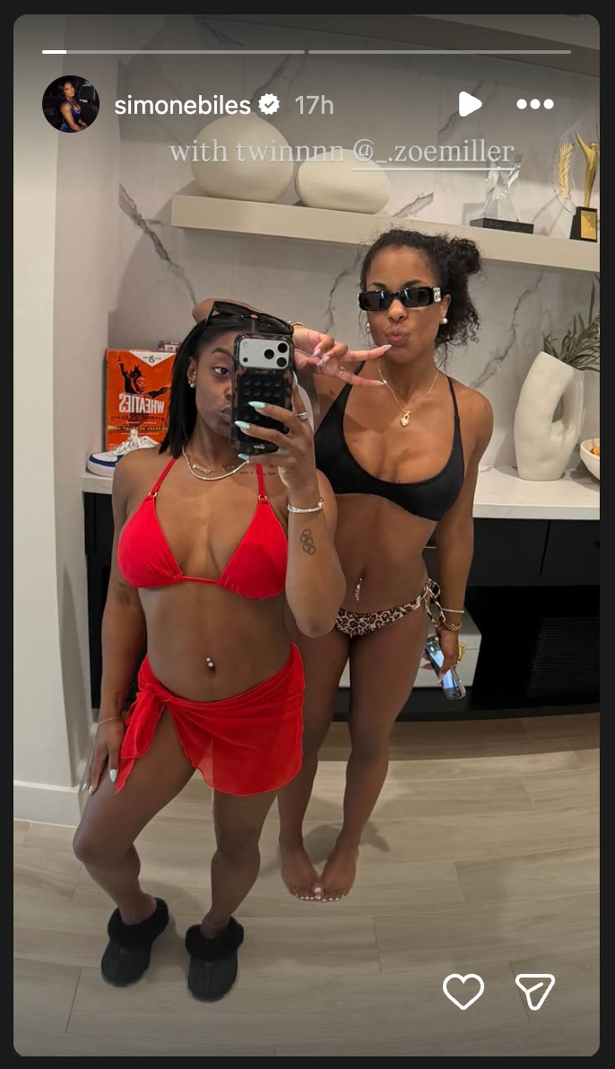  Simone Biles' photo. 