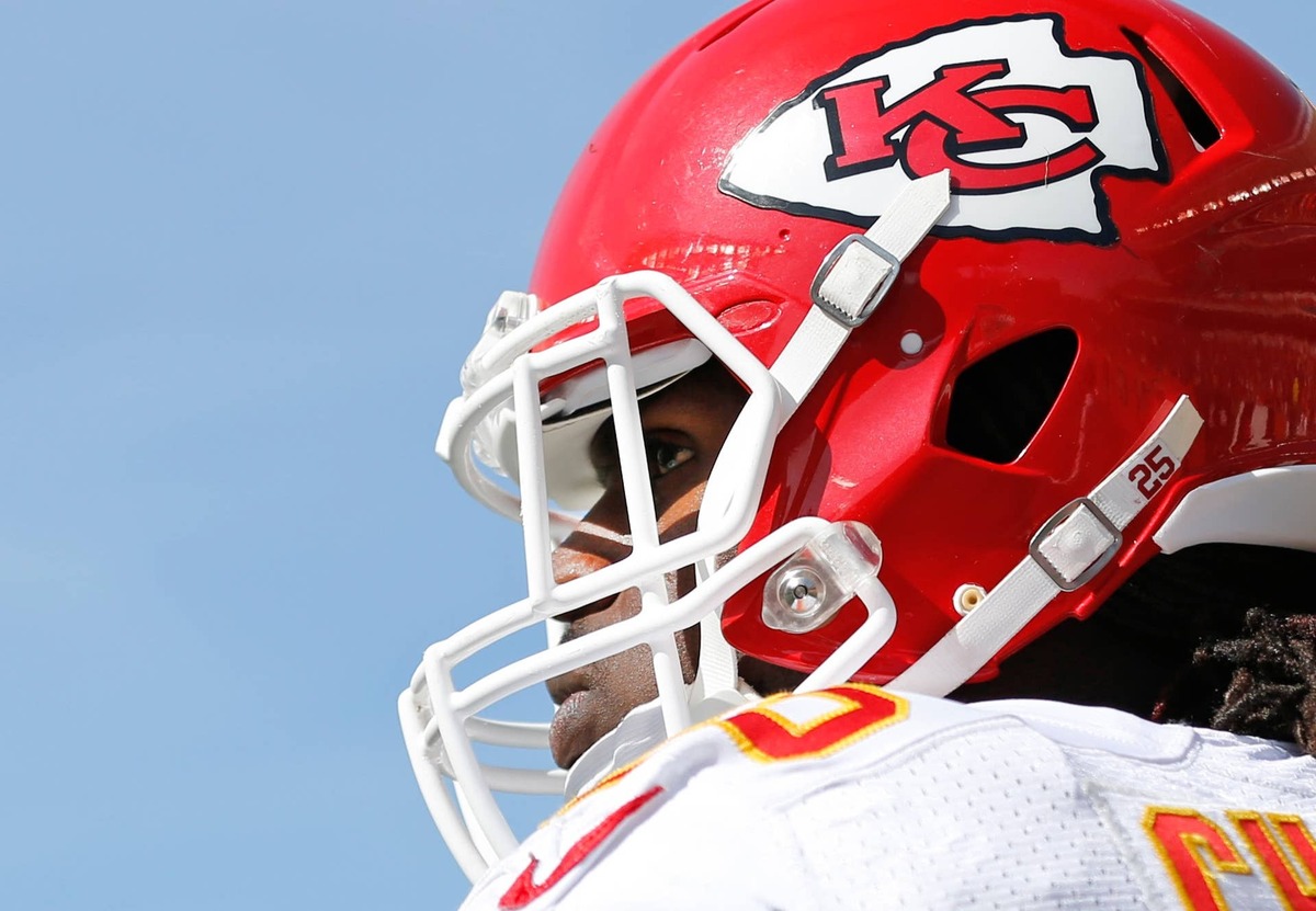  Kansas City Chiefs running back Jamaal Charles against the Cincinnati Bengals at Paul Brown Stadium. Aaron Doster-USA TODAY Sports