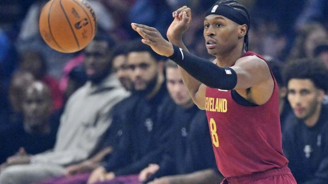 Cavaliers aim to continue winning ways against scuffling Hawks  