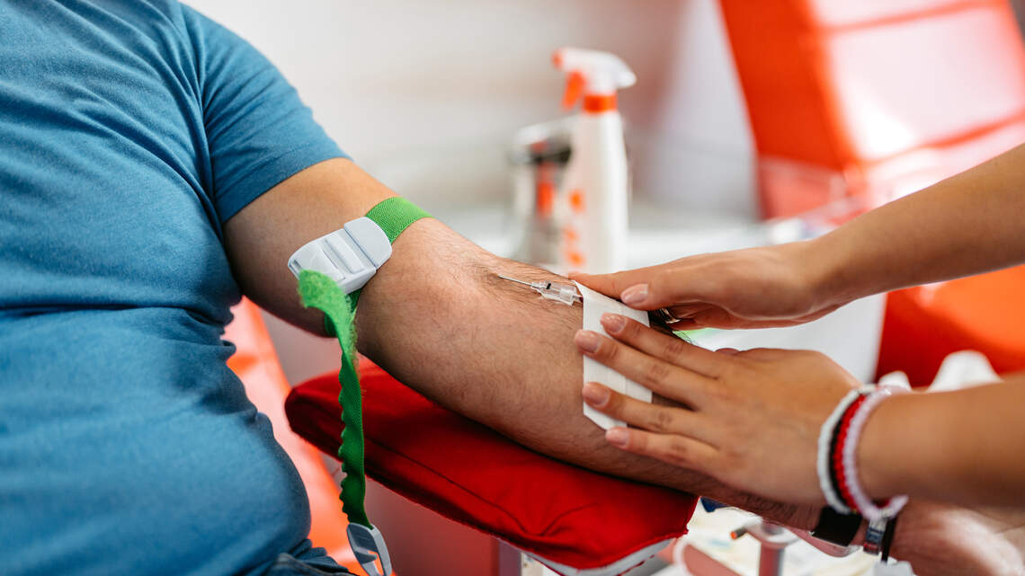 ‘Alarming’ drop in Red Cross blood donations spurs plea for donors. What to know