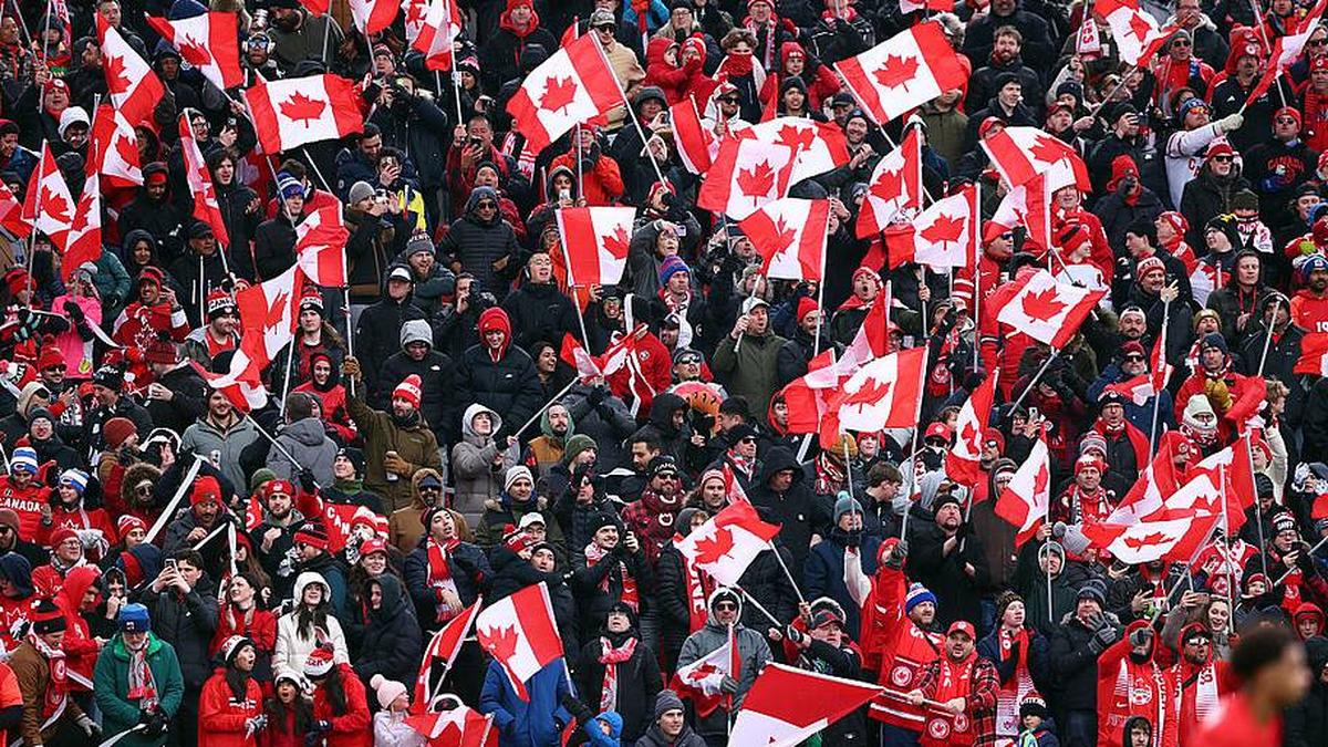  Canada fans brave harsh weather to see their team play in person. | Vaughn Ridley/Getty Images 