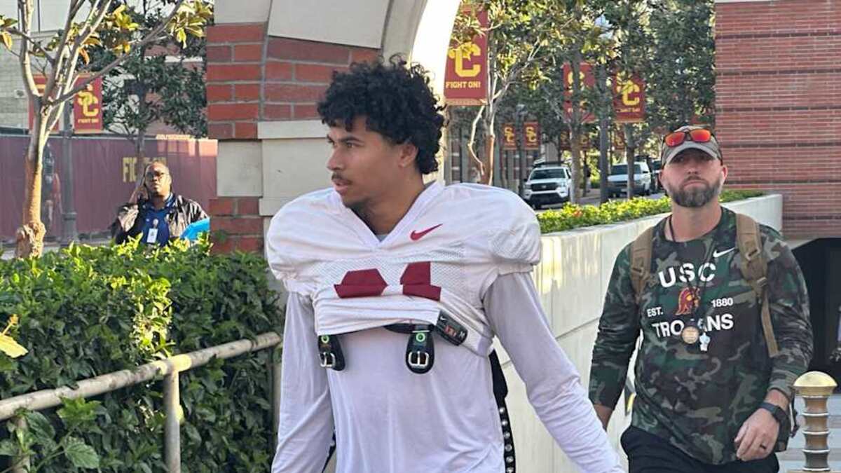  USC Trojans freshman safety Madden Riordan | USC Trojans on SI 