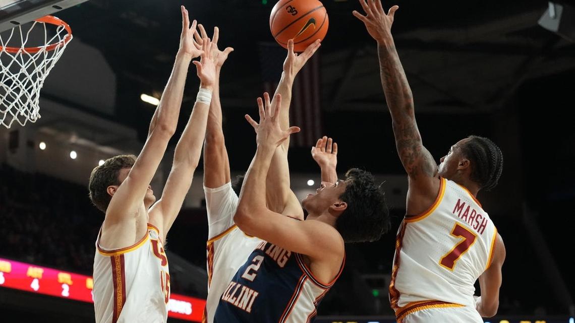 Seven Illini score at least 10 as No. 10 Illinois pummels USC 