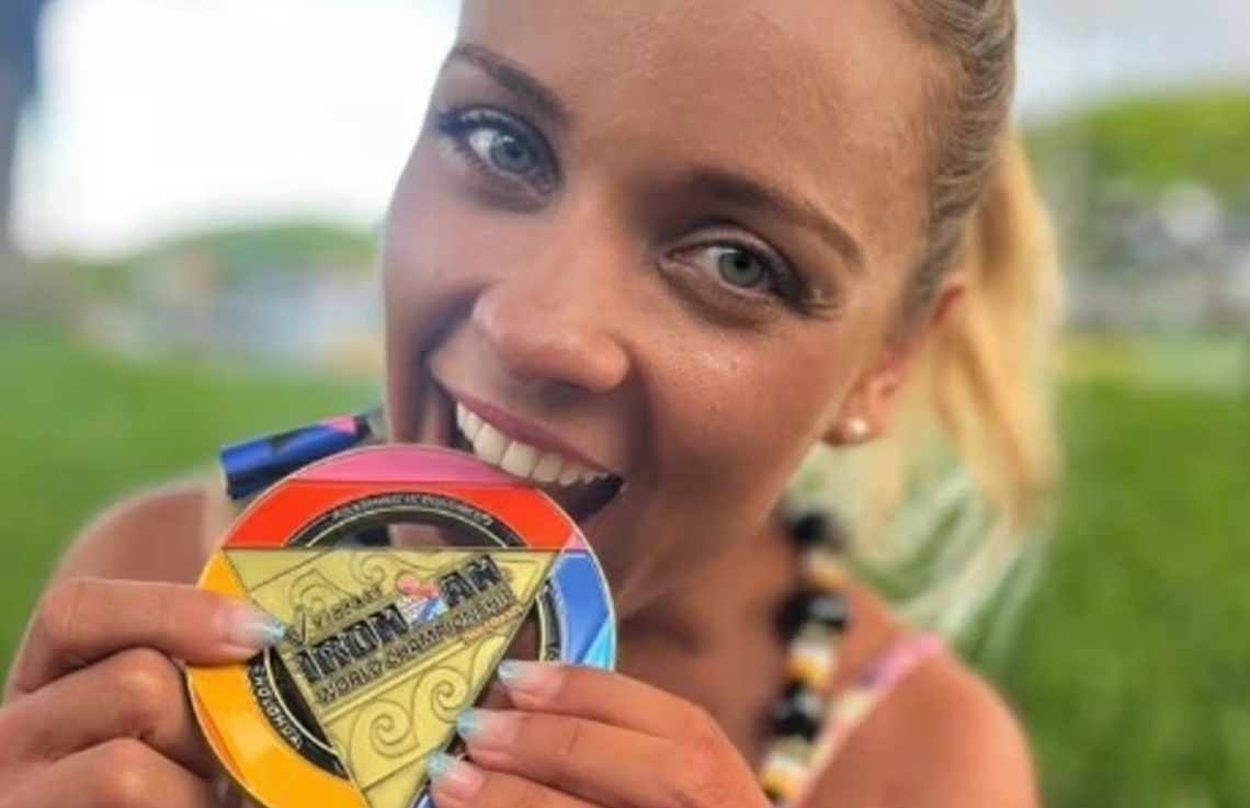  Female athlete found dead. 