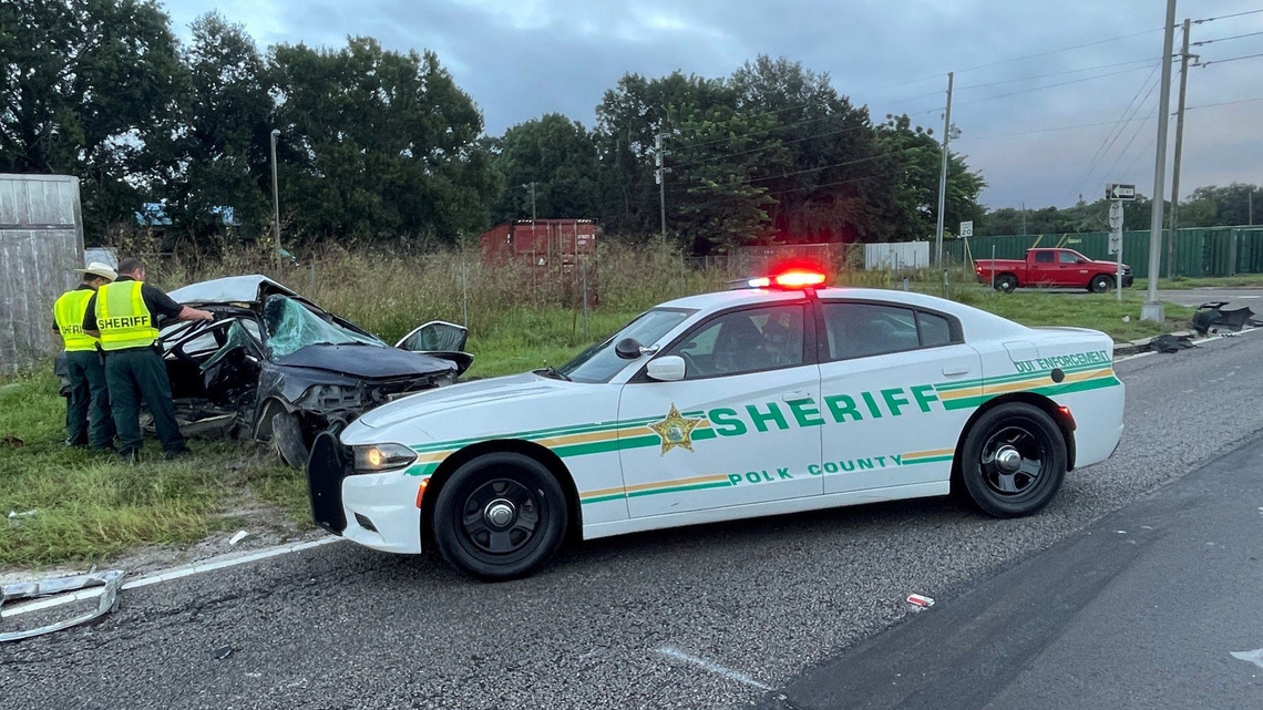 Three killed in early morning crash on SR 60 near Lake Wales
