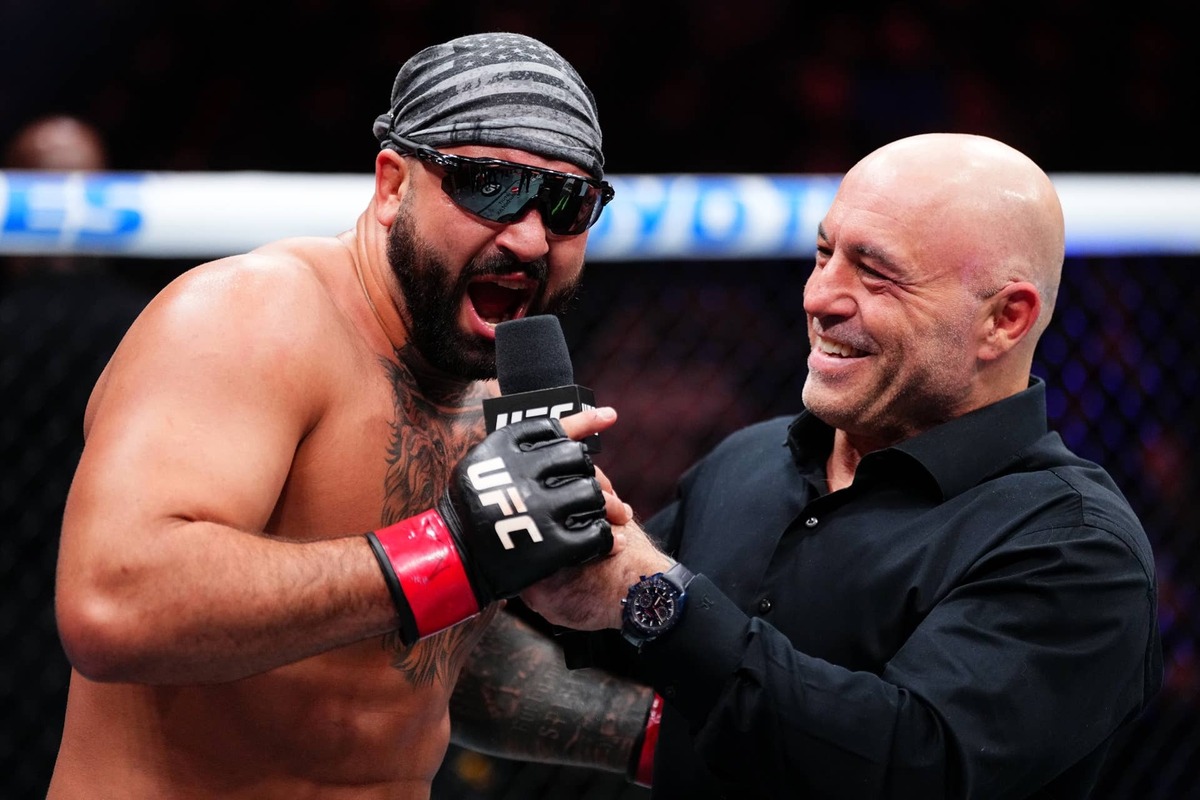  (L-R) Josh Hokit, Joe Rogan Jeff Bottari/Zuffa LLC-GettyImages