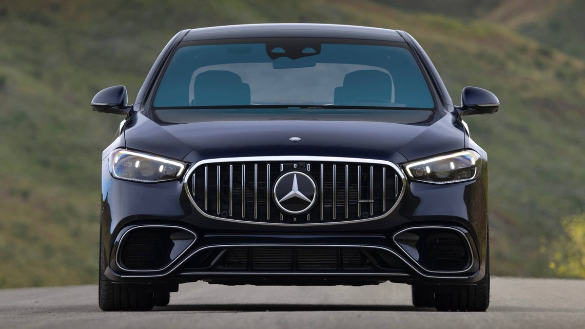 Mercedes Recalls Over 30,000 S-Class Cars Over Brake Fluid Leak Risk