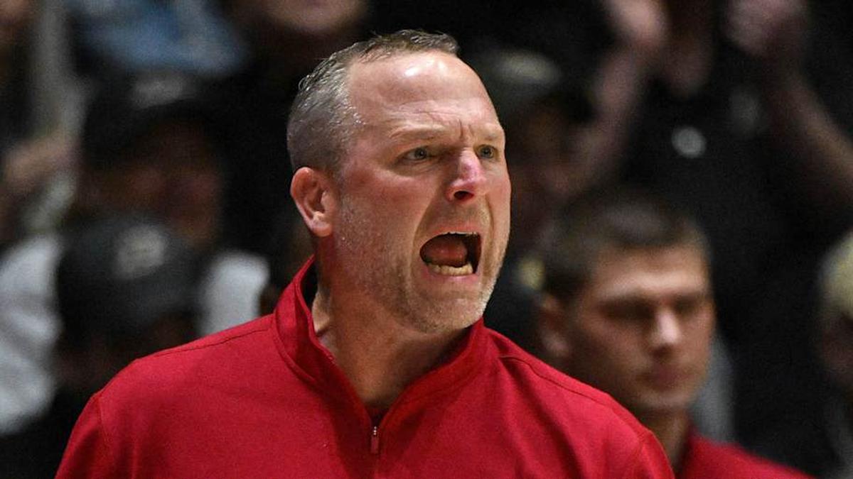  Feb 20, 2026; West Lafayette, Indiana, USA; Indiana Hoosiers head coach Darian Devries reacts to a call during the first half against the Purdue Boilermakers at Mackey Arena. Mandatory Credit: Marc Lebryk-Imagn Images | Marc Lebryk-Imagn Images 