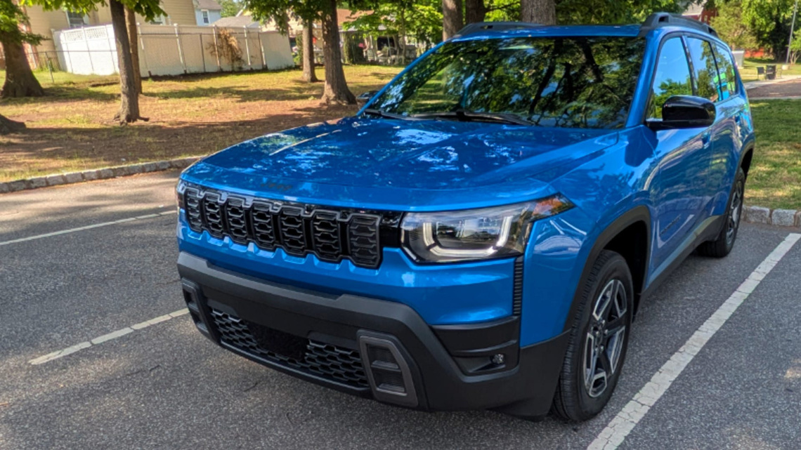 I drove the 2026 Jeep Cherokee, and its gas mileage blew my mind 