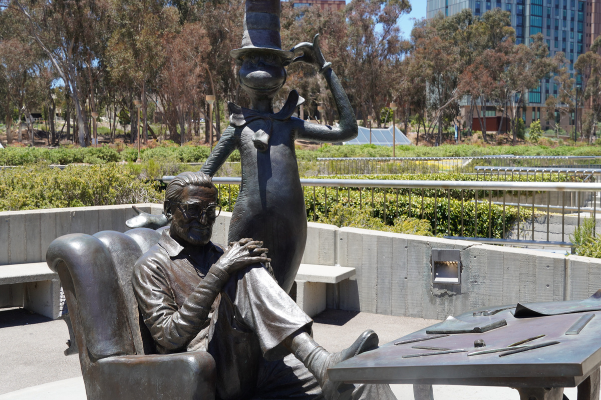 Geisel's step-daughter, Lark Grey Dimond-Cates, designed a statue of Geisel and his beloved character, the Cat in the Hat, at UCSD.