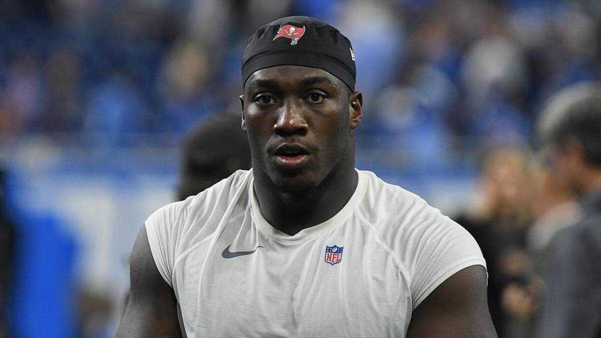  Sep 15, 2024; Detroit, Michigan, USA; Tampa Bay Buccaneers linebacker K.J. Britt (52) looks on after their game against the Detroit Lions at Ford Field. Mandatory Credit: Eamon Horwedel-Imagn Images | Eamon Horwedel-Imagn Images 
