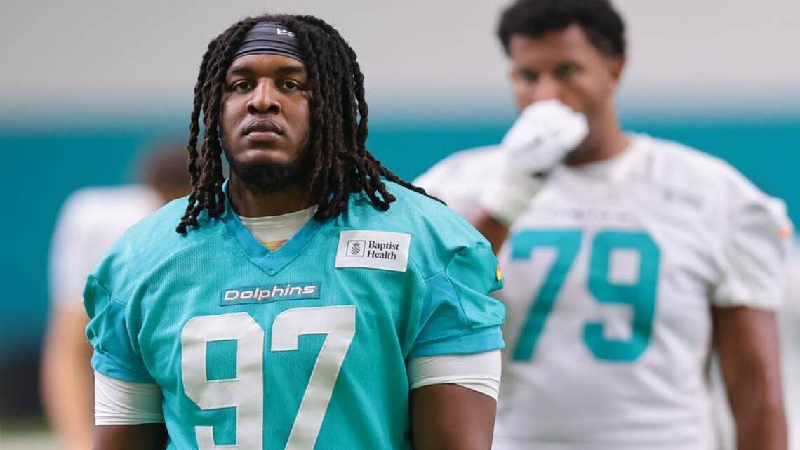 Winners and Losers From Dolphins Roster Moves