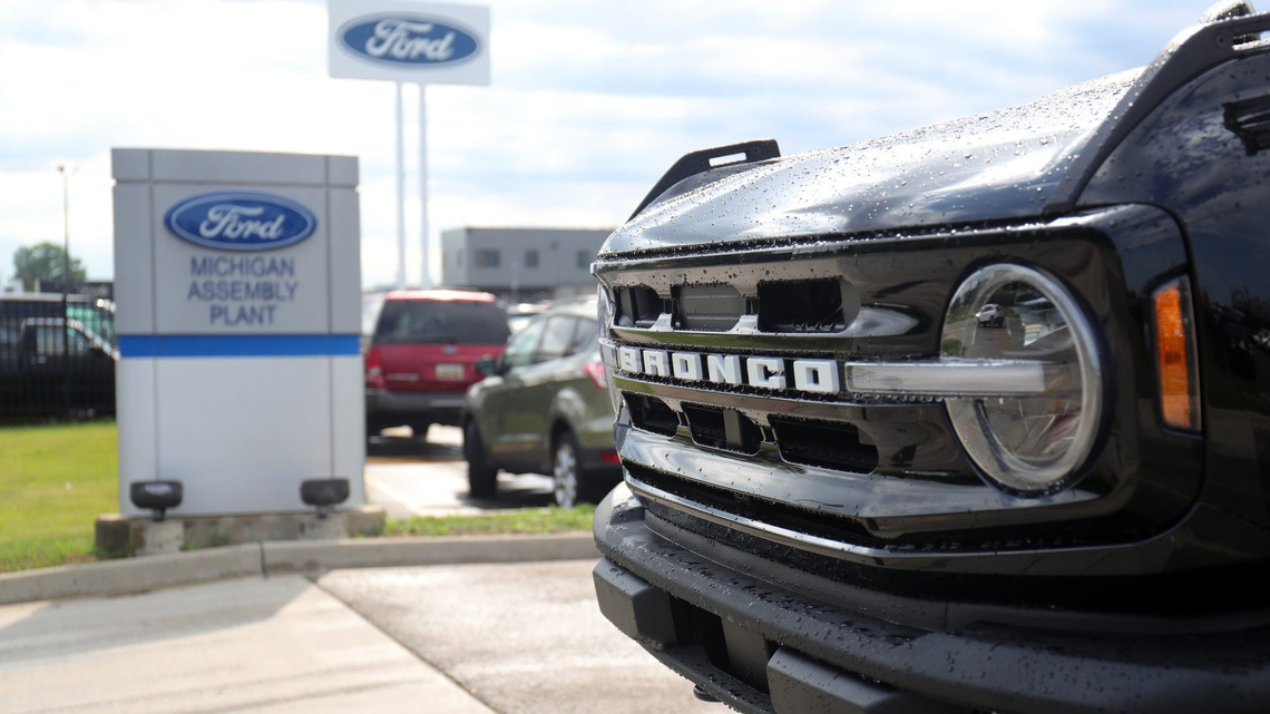 Ford recalls over 565,000 Broncos. See the affected models 