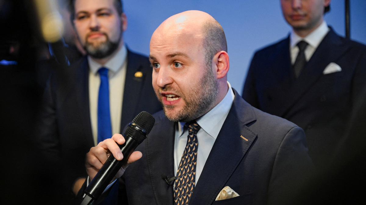 Markus Frohnmaier, top candidate of the far-right Alternative for Germany (AfD) party in Germany's Baden-Wuerttemberg state election, speaks following the first election polls, in Stuttgart, Germany, March 8, 2026. REUTERS/Jana Rodenbusch