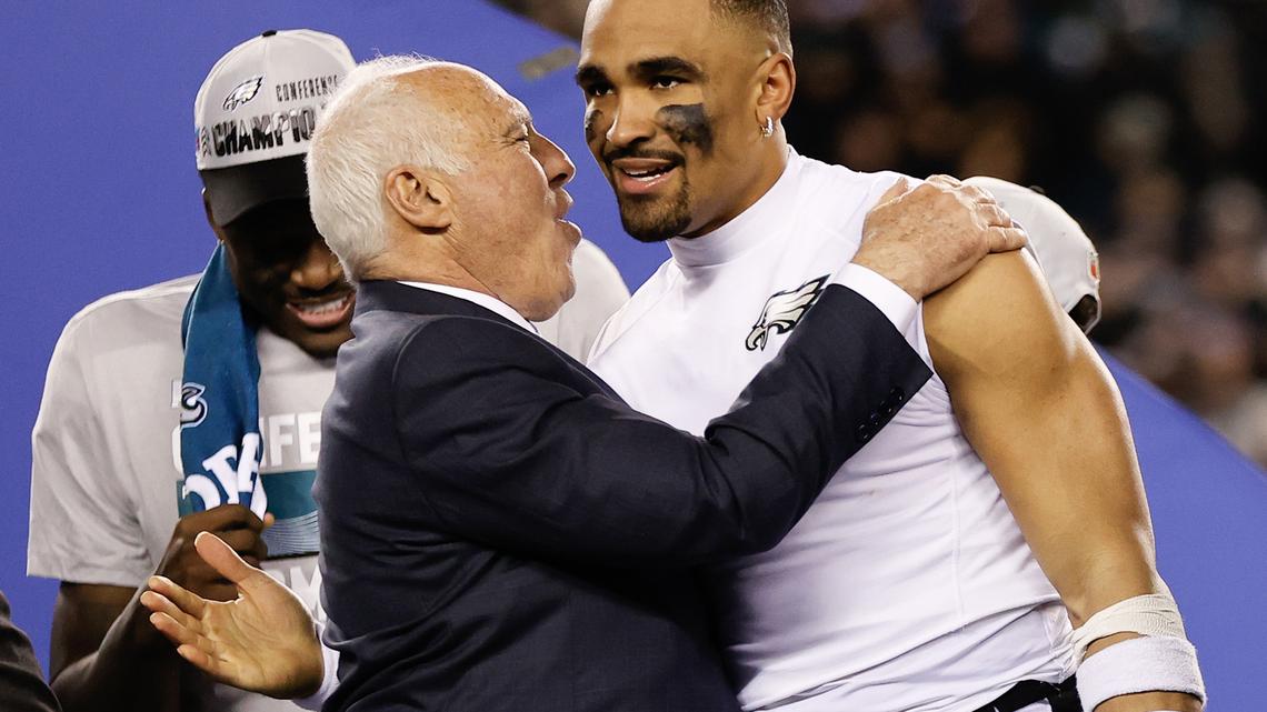 Mike Sielski: The power of Jeffrey Lurie's love for Jalen Hurts is a curious thing. Will it make the Eagles weep or sing? 