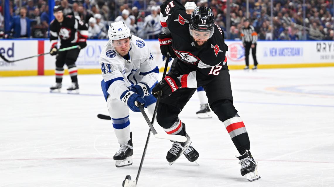 Lightning lose to Sabres, 4-2 