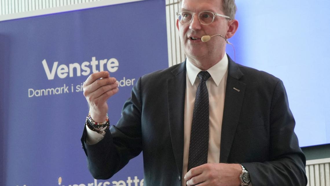 Denmark's right-wing defence minister to lead government formation talks 