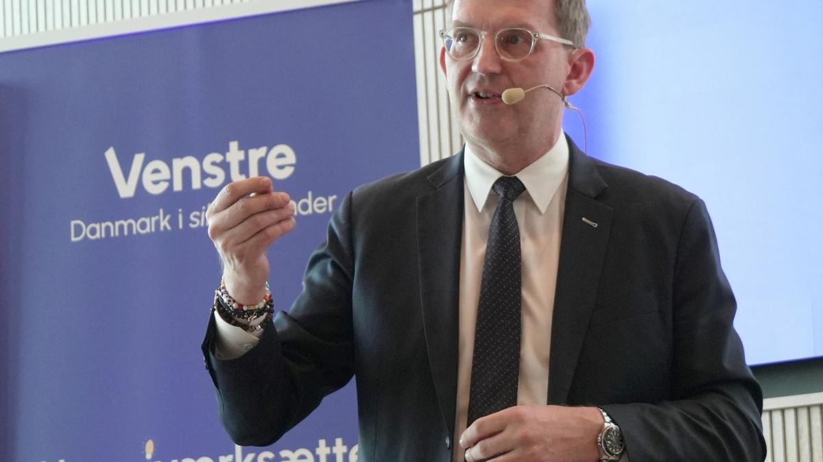 Denmark's Defence Minister and head of the Liberal Party, Troels Lund Poulsen, takes part in a campaign event in Copenhagen, Denmark, March 20, 2026. REUTERS/Tom Little