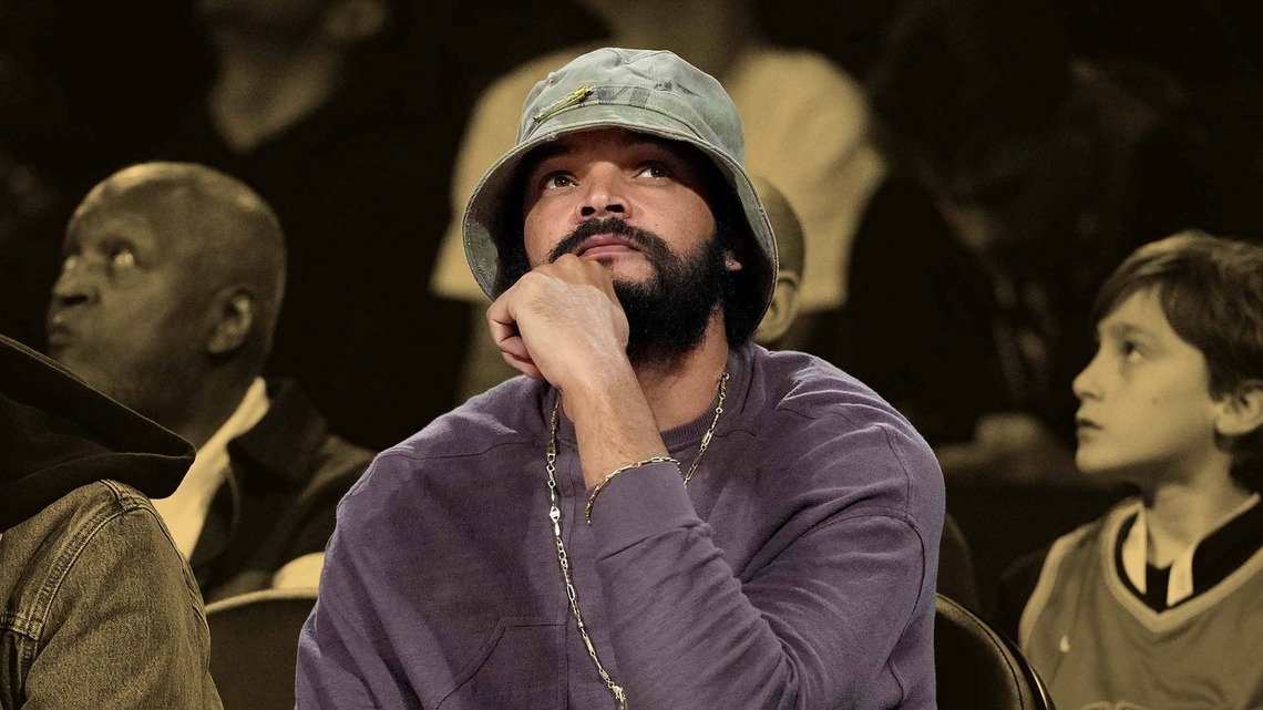 Joakim Noah reflects on the burden of living in the shadow of his father's fame: "People look at you a different way because of what my dad did" 