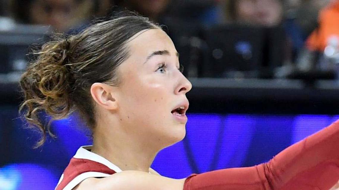 Arkansas Razorbacks guard Bonnie Deas (22) passes the ball Wednesday, March 4, 2026, during the SEC Women's Basketball Tournament first round game against the Kentucky Wildcats at Bon Secours Wellness Arena in Greenville, South Carolina. | Alex Martin/Greenville News / USA TODAY NETWORK via Imagn Images 