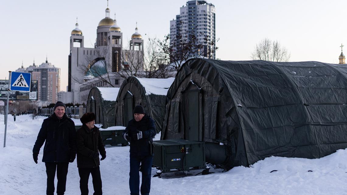 Commentary: Ukraine and Russia are both suffering as the war enters its fifth year 