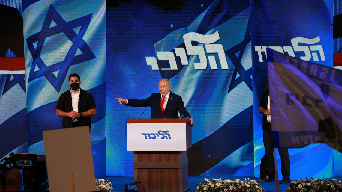 Netanyahu, Eisenkot stake rival claims to lead Israel after deadlocked vote