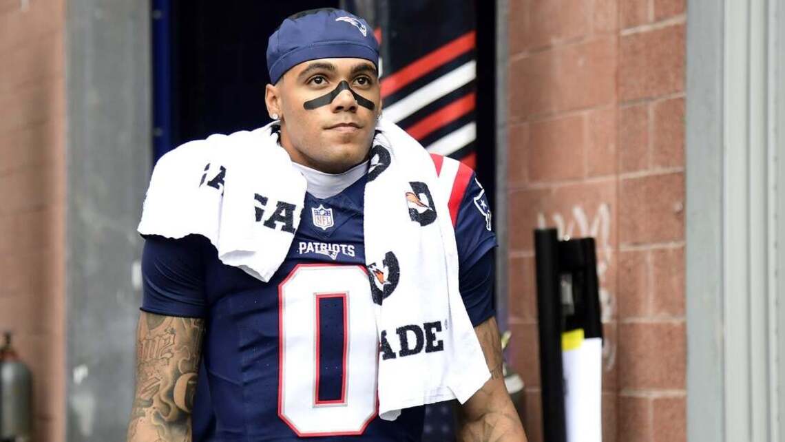 Patriots CB Christian Gonzalez, DT Christian Barmore out vs. Bills